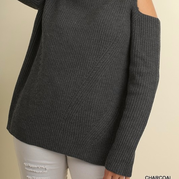 ✅Turtle Neck Open Shoulder Sweater✅ - Picture 4 of 5