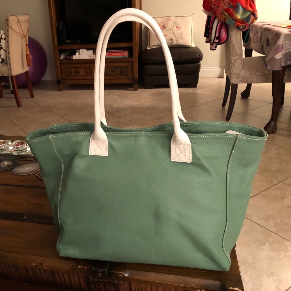 Shoulder green purse