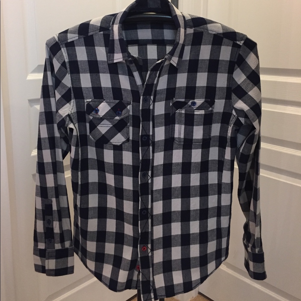 Foreign Exchange Long Sleeve Zip/Buttoned/New