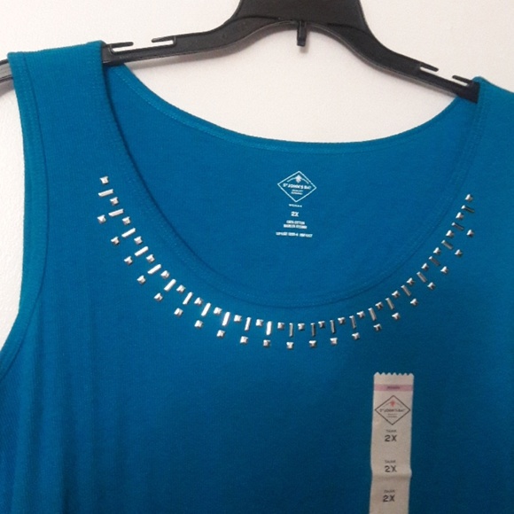 Tank Top - Picture 2 of 5