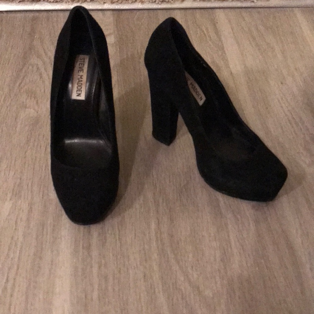 Steve Madden pumps