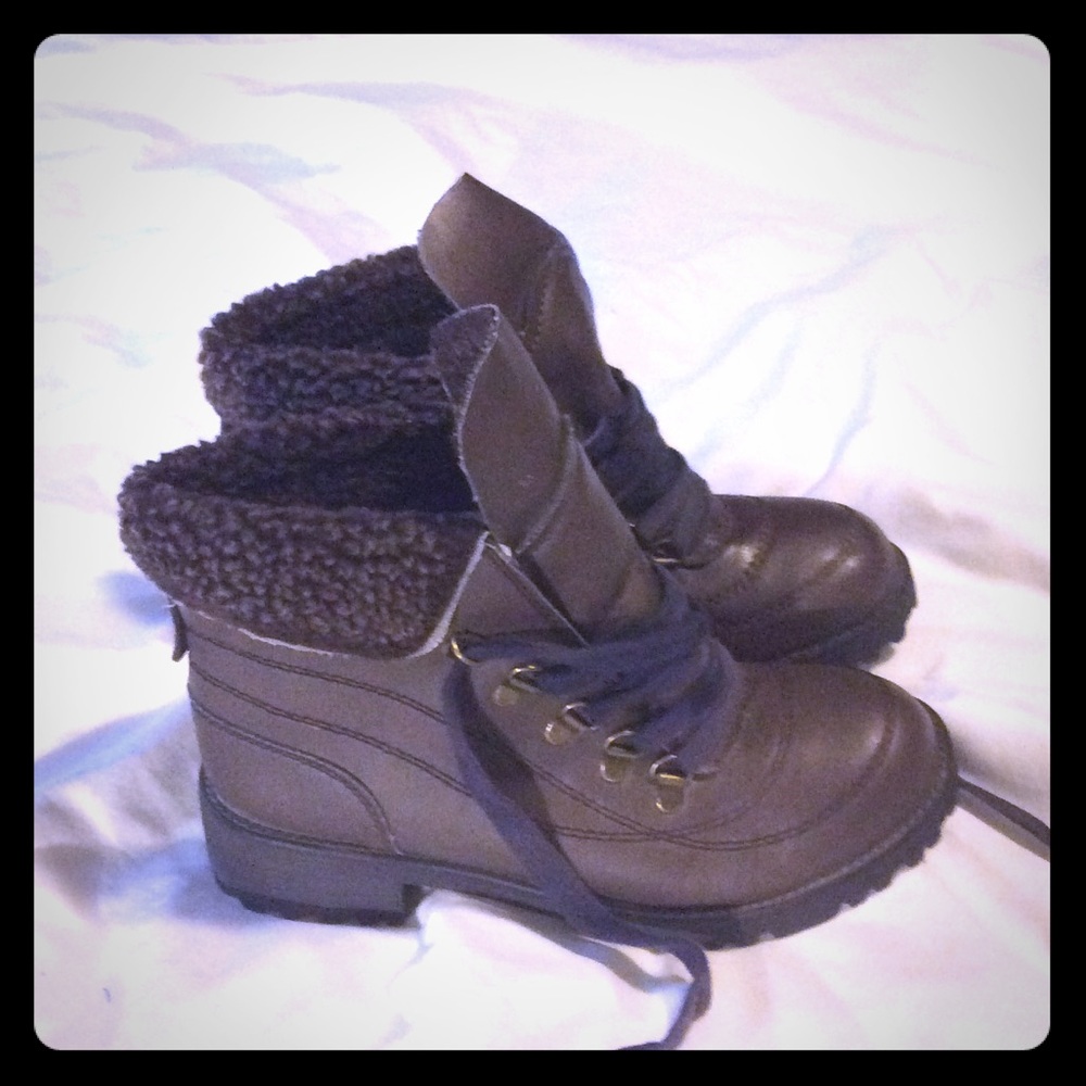 Bongo boots