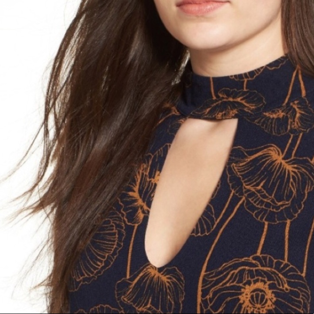 nordstrom // long-sleeve floral dress - Picture 4 of 6