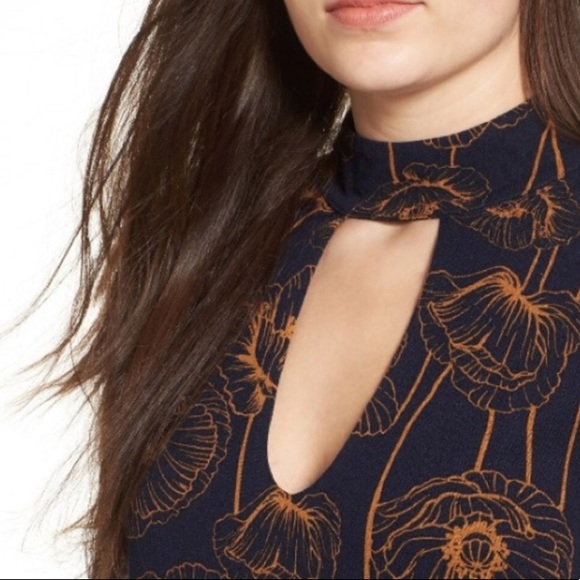 nordstrom // long-sleeve floral dress - Picture 4 of 6