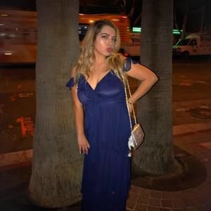 Meet your Posher, Jenn