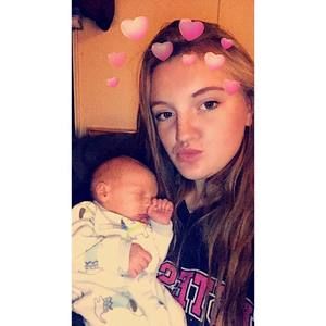 Meet your Posher, Ariel