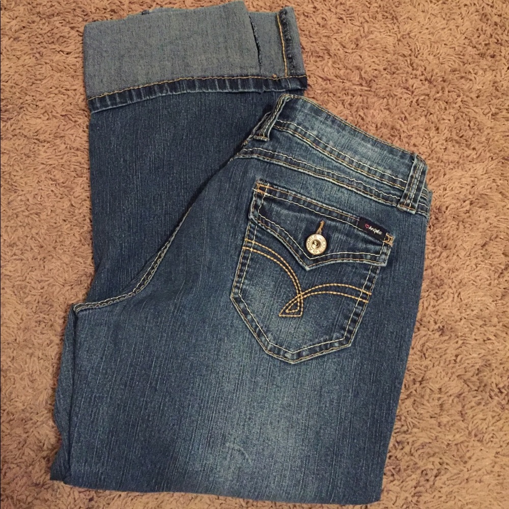 Capri Jeans