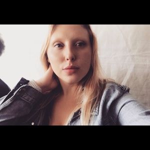 Meet your Posher, Abby