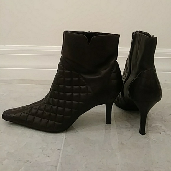 Brown Heeled Boots - Picture 5 of 6