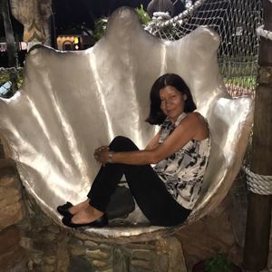 Meet your Posher, Elvyra