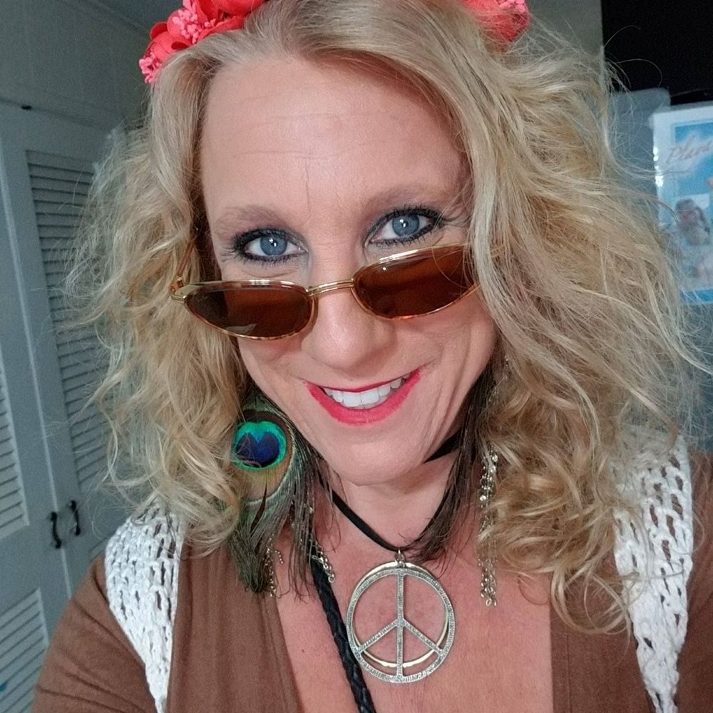 Meet your Posher, Sharon
