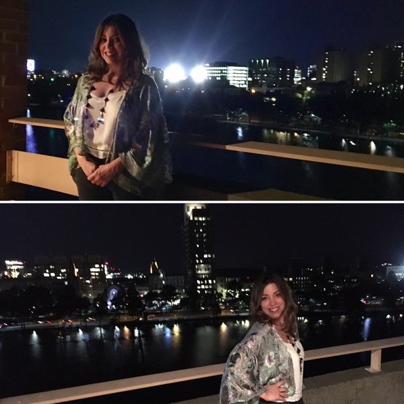 Anthro Silk kimono waist length top, no closures - Picture 3 of 3