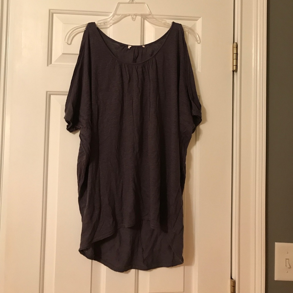 Linen Dark Grey blouse with shoulder cut outs