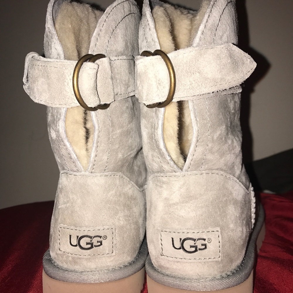 Seal Suede UGGS