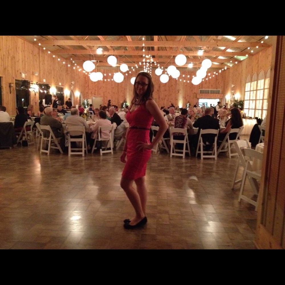 Red dress - Picture 3 of 6