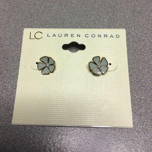 LC Lauren Conrad flower earrings