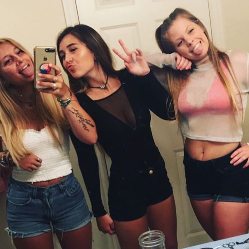 Meet your Posher, Isabelle