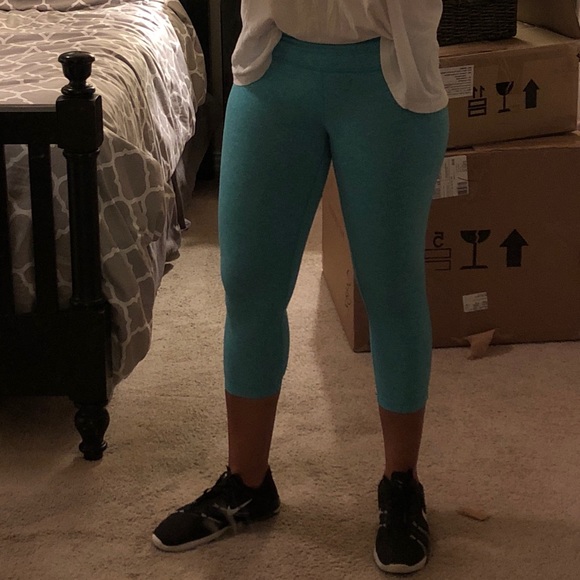 Zella Capri leggings - Picture 1 of 4