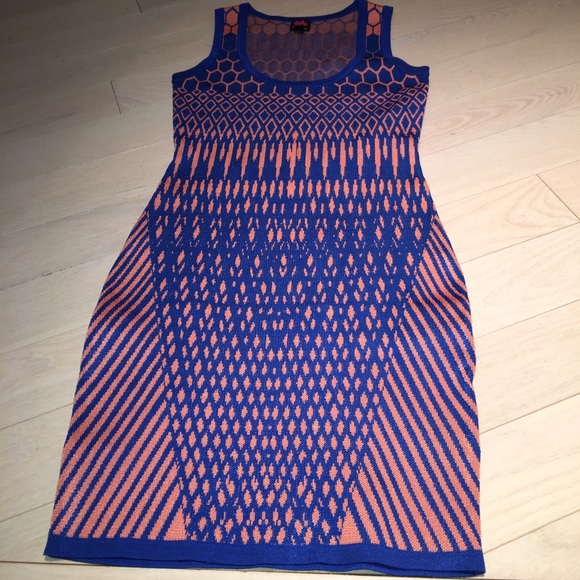 2Bebe Dress - Picture 1 of 3