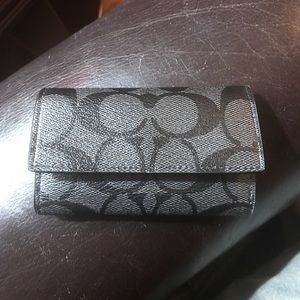 Authentic Coach 4 key ring holder