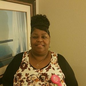 Meet your Posher, Cynthia