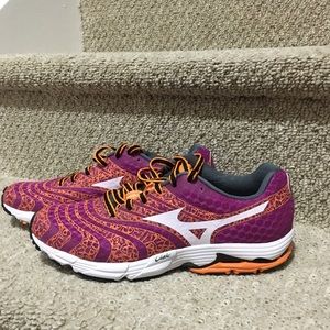 Mizuno Sneakers