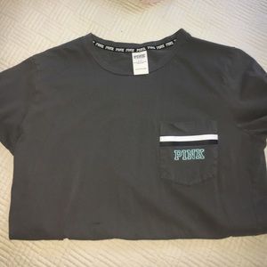 vs pink grey tshirt