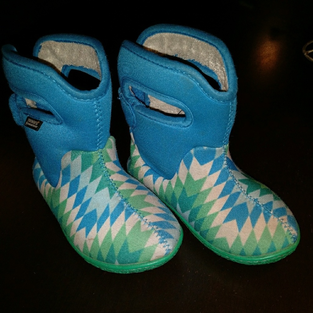Bogs size 8 toddler