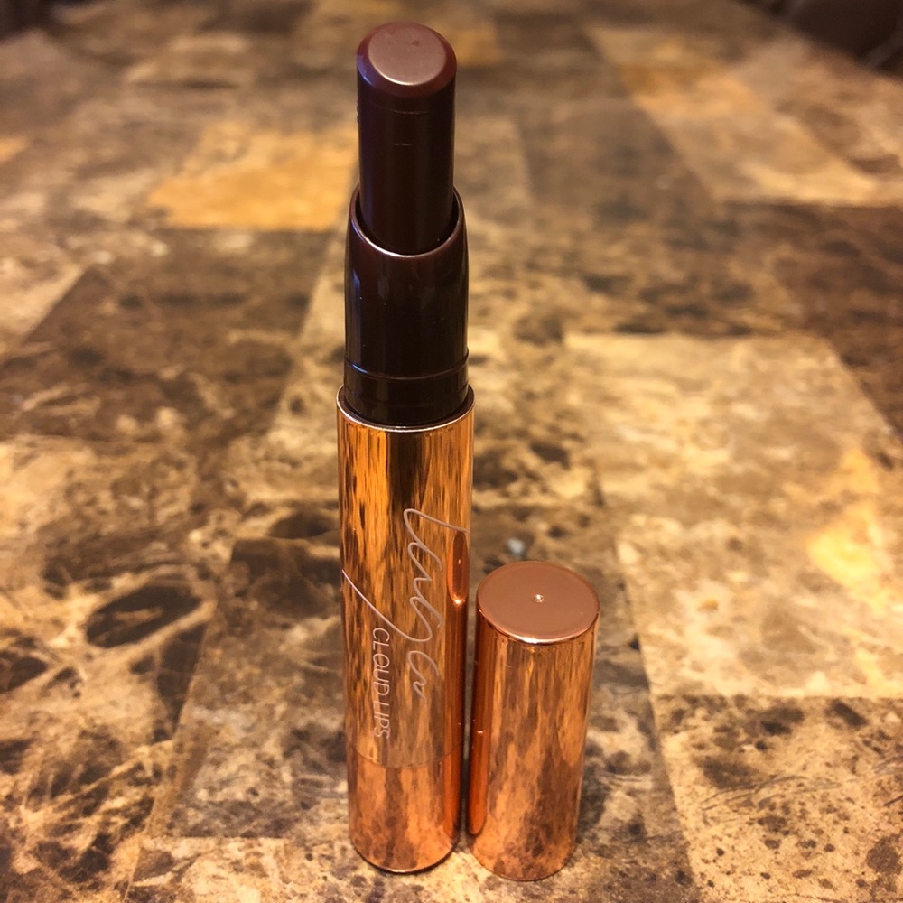 NEW!!! Matte Lipstick 💄
