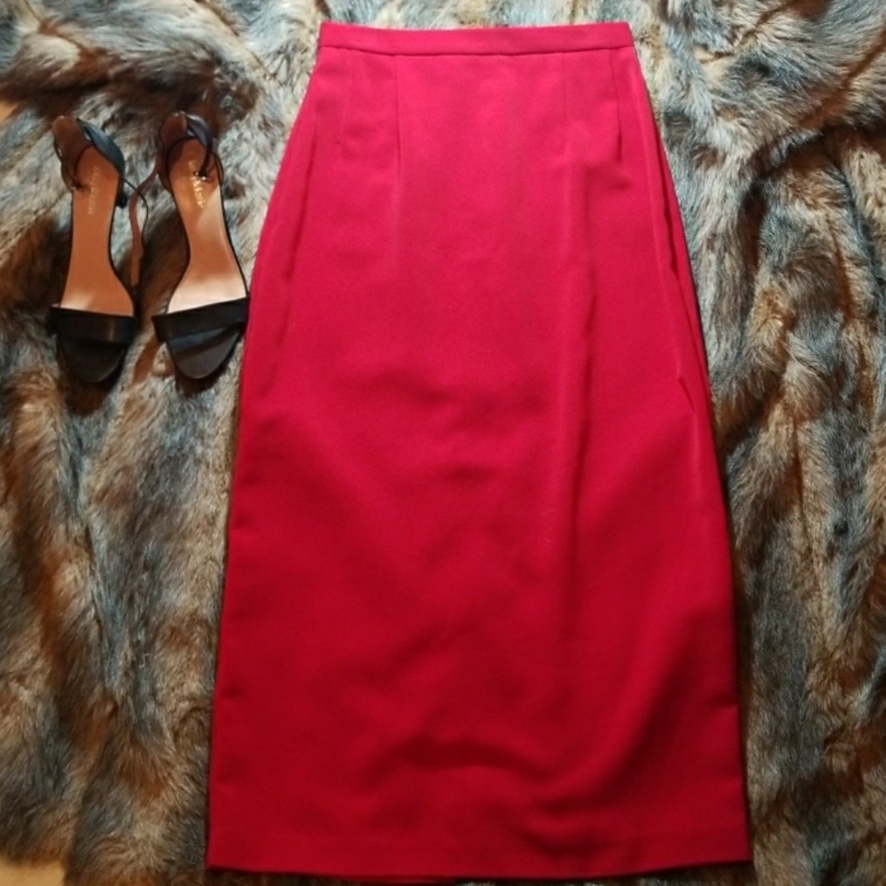🔥FINAL PRICE Fire Engine Red Jessica Howard Skirt
