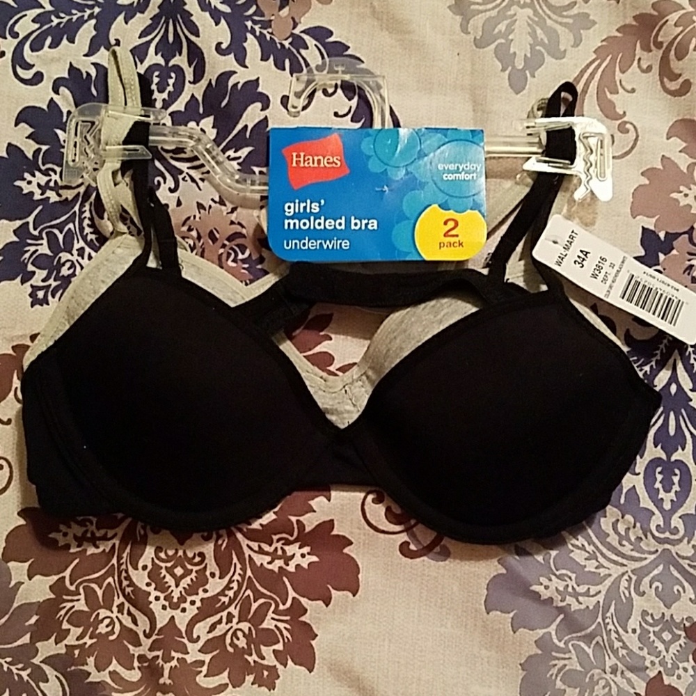 Girls bras **** Reasonable offer will be accepted.