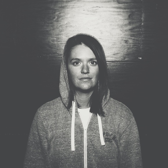 Meet your Posher, Kari - Picture 1 of 1