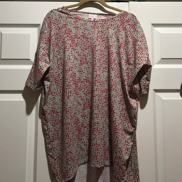 LuLaRoe Top. Never worn! - Picture 1 of 1