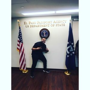 Meet your Posher, Luis