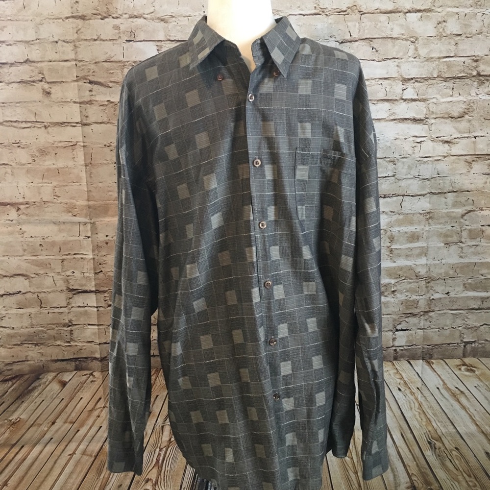 Pronto Uomo men’s button front shirt size XL