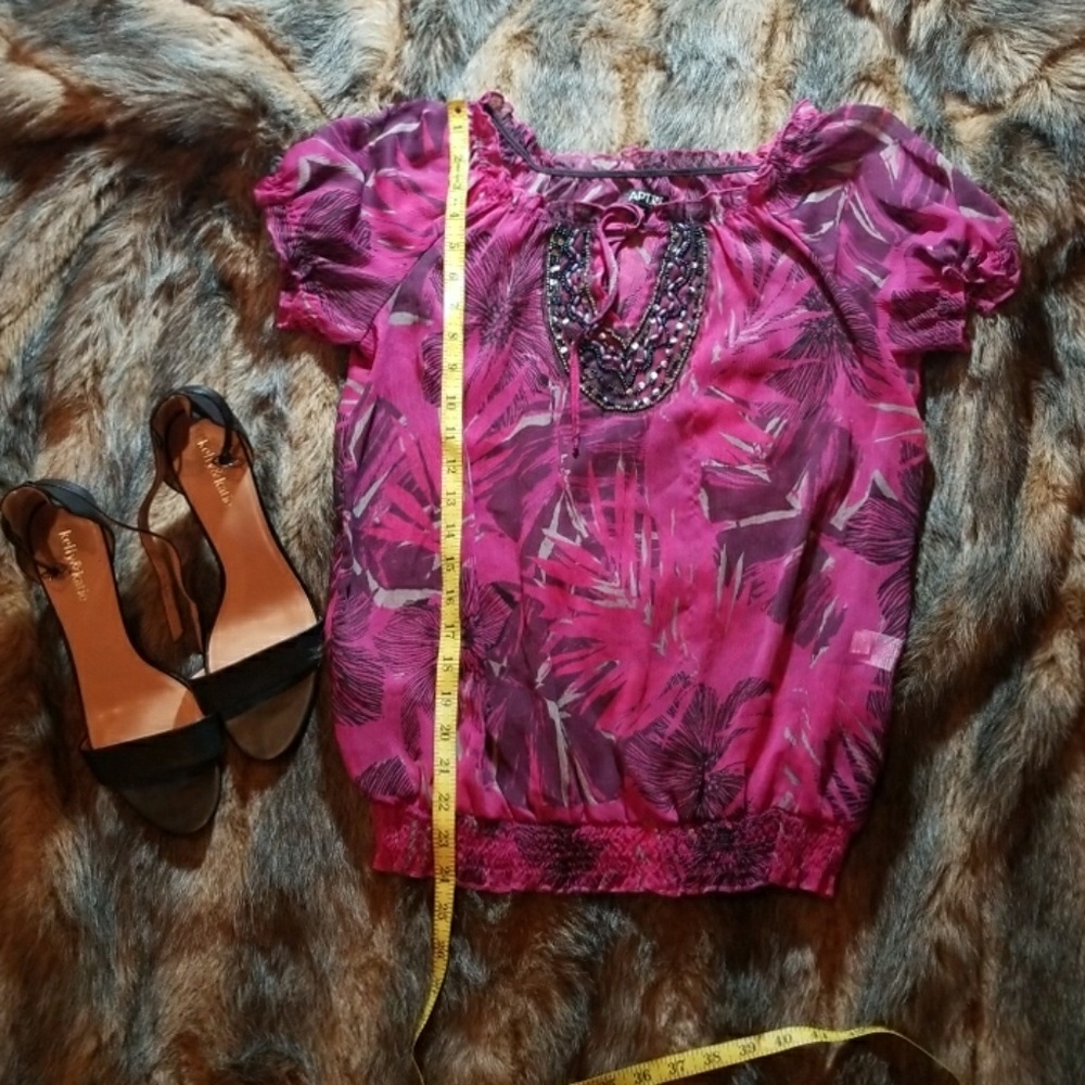 🔥🔥Sale🔥🔥Pink and purple sheer Apt 9 top