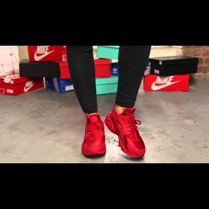 Nike Red Huarache Run