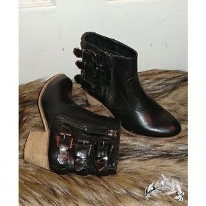 Women's Ankle Buckle Boots