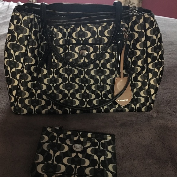 Coach Handbags - Coach purse and matching change purse