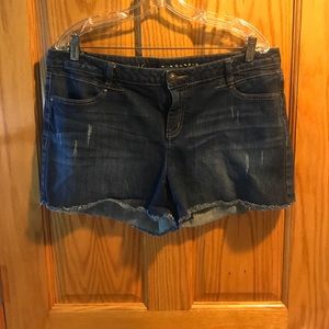 Lauren Conrad shorts
