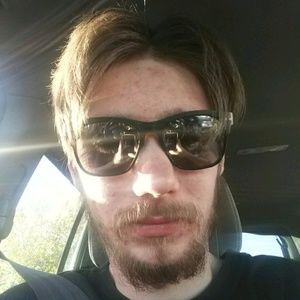 Meet your Posher, Dillon