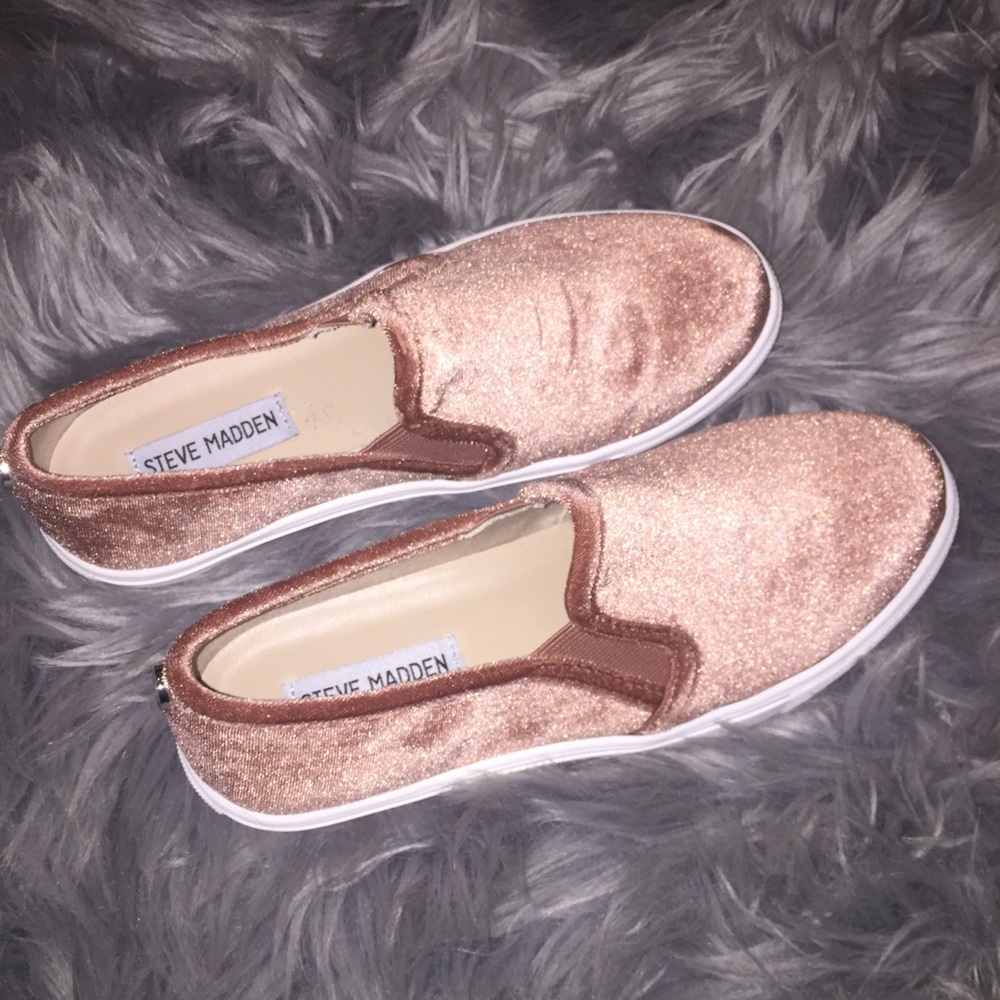 Steve Madden sneakers BRAND NEW