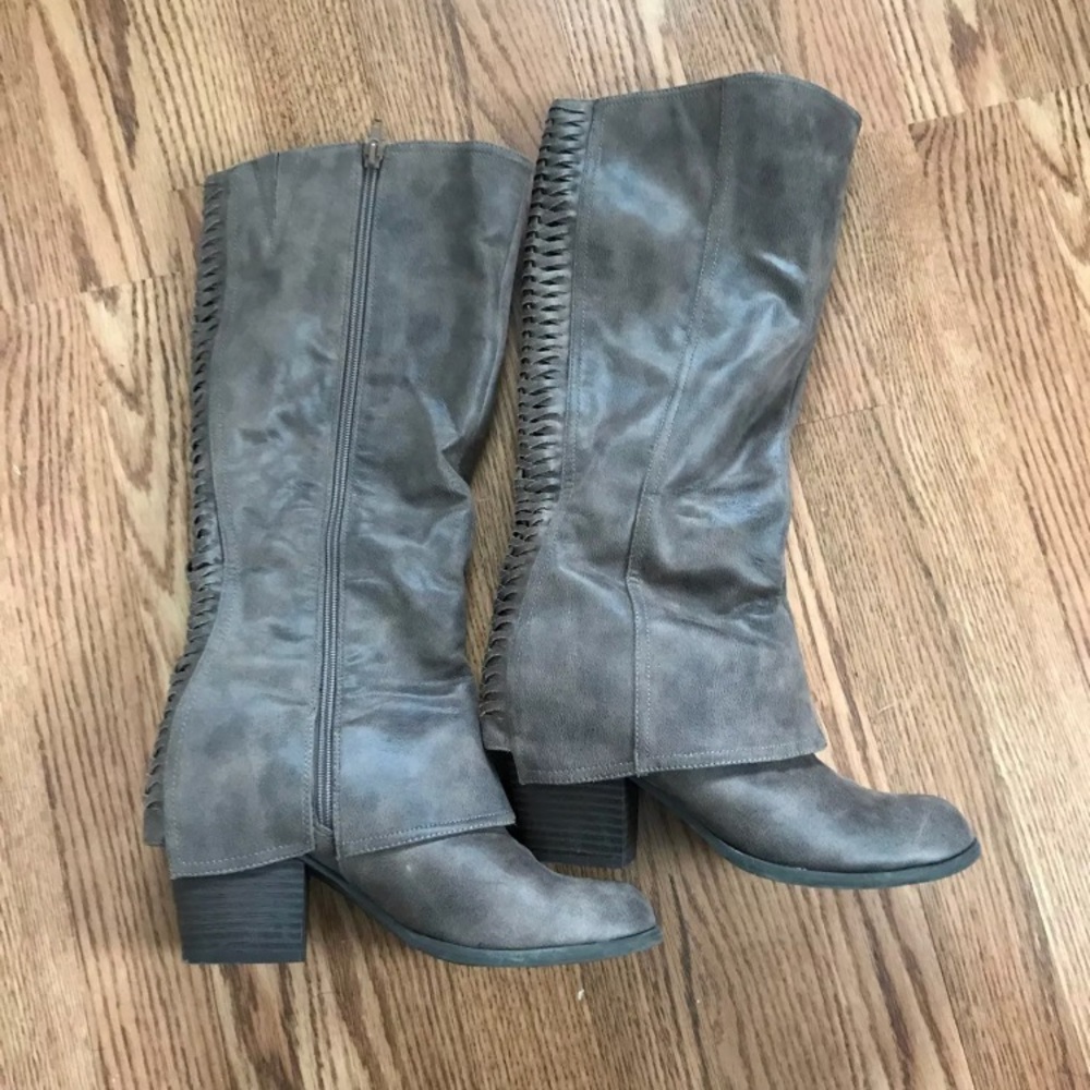 Brown boutique boots