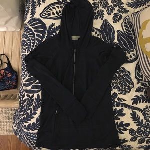 Athleta 3/4 half zip navy blue jacket!