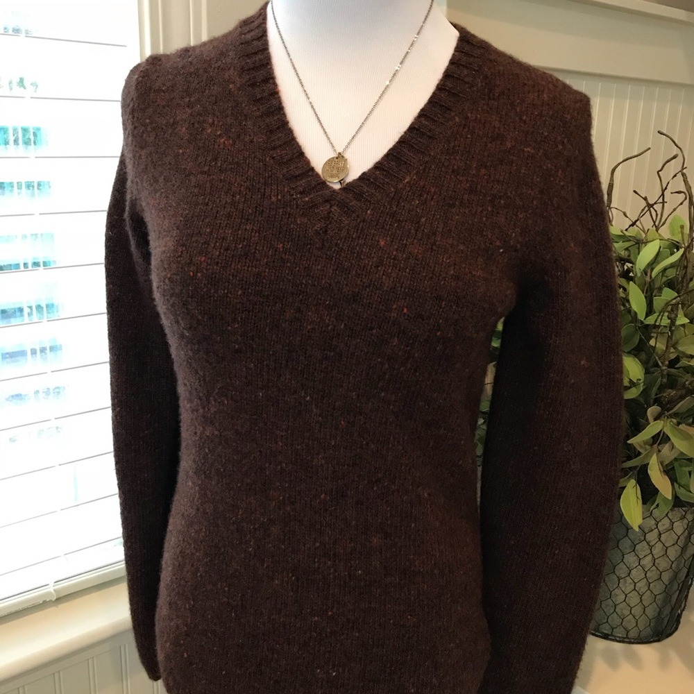 Ann Taylor V neck sweater