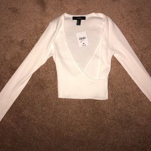 white long sleeve sweater top