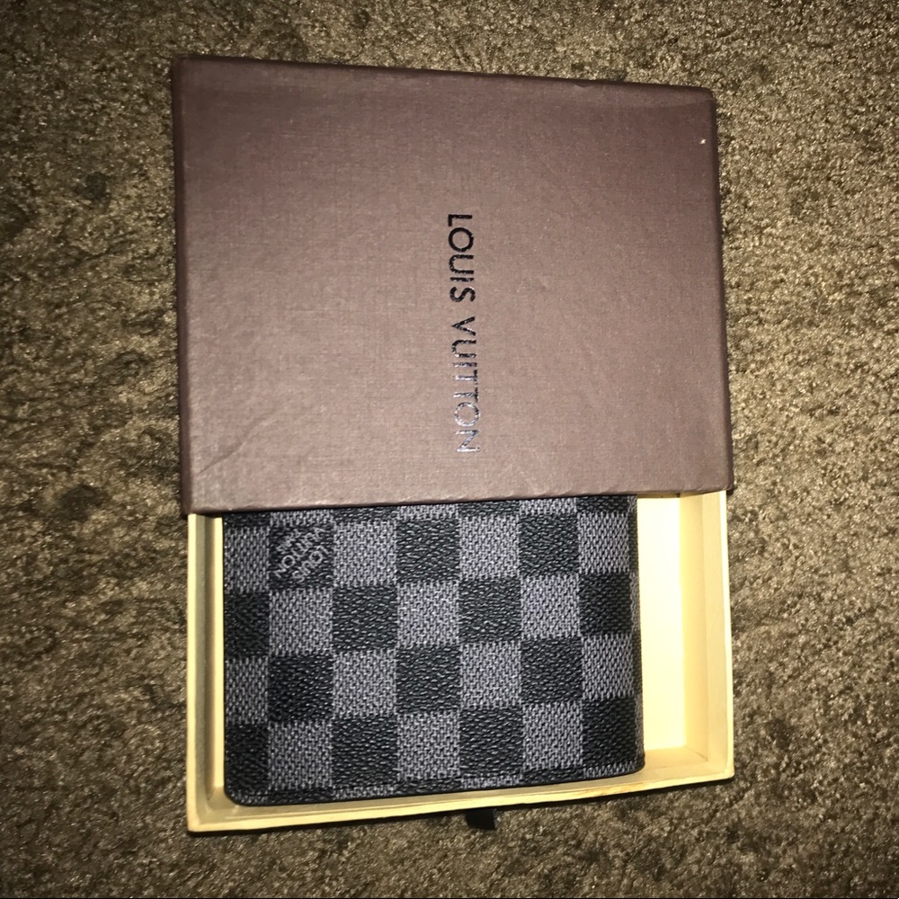 Louis Vuitton Wallet (Sale)