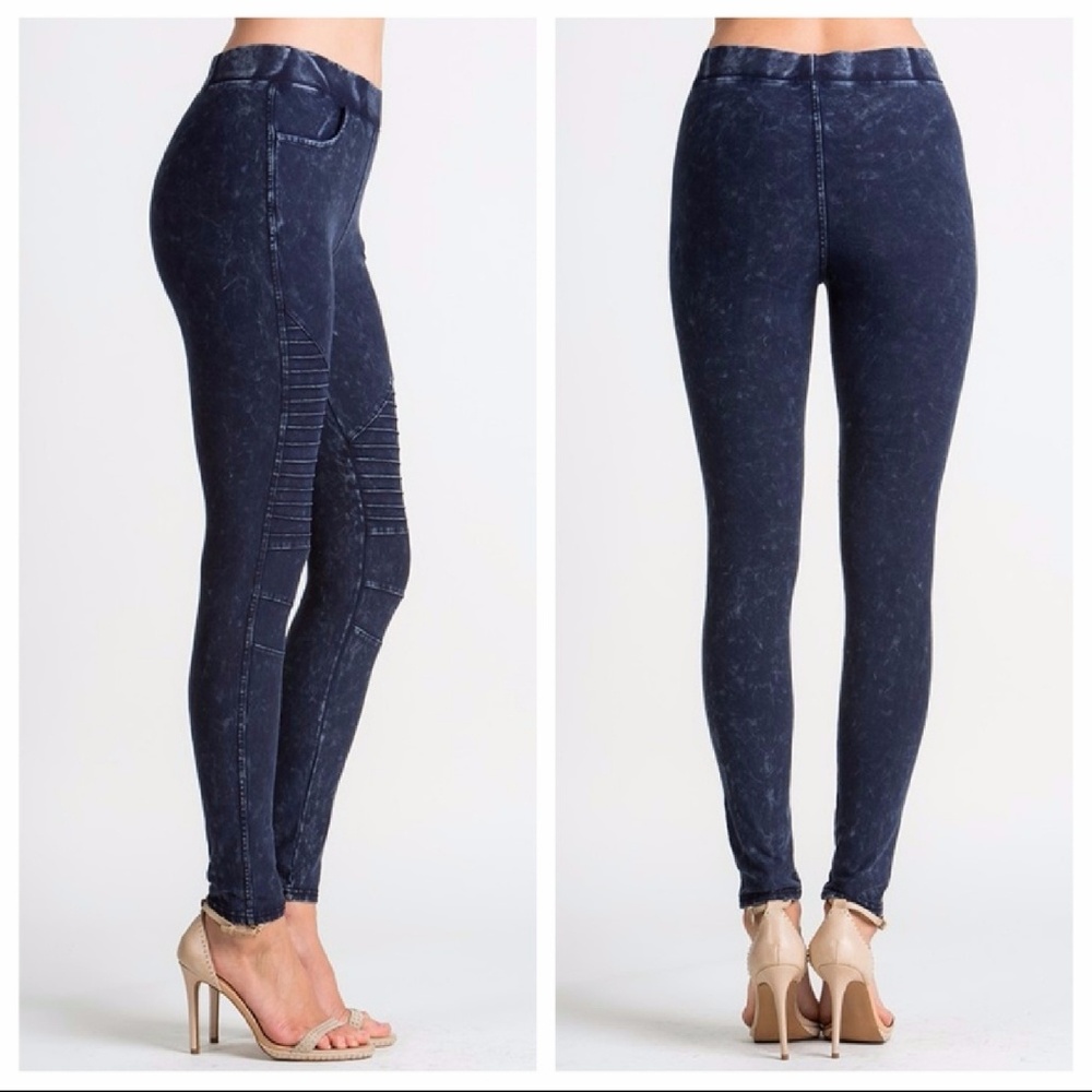**Last Pair!!** Blue Denim Moto Jeggings - Picture 2 of 3