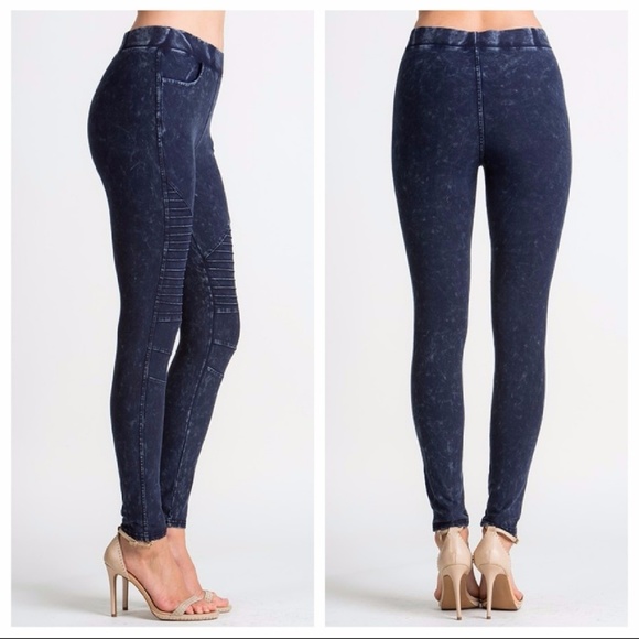 **Last Pair!!** Blue Denim Moto Jeggings - Picture 2 of 3