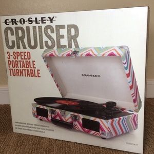 Urban Outfitters Crosley Cruiser Record Player